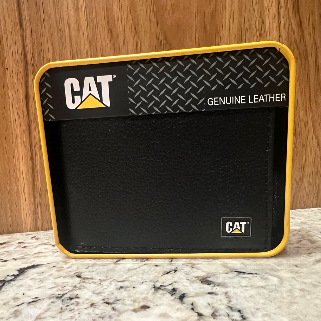 Caterpillar Black Genuine Leather Card Holder Caterpillar Black Genuine Leather Card Holder